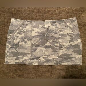 Wild Fable camo mini skirt